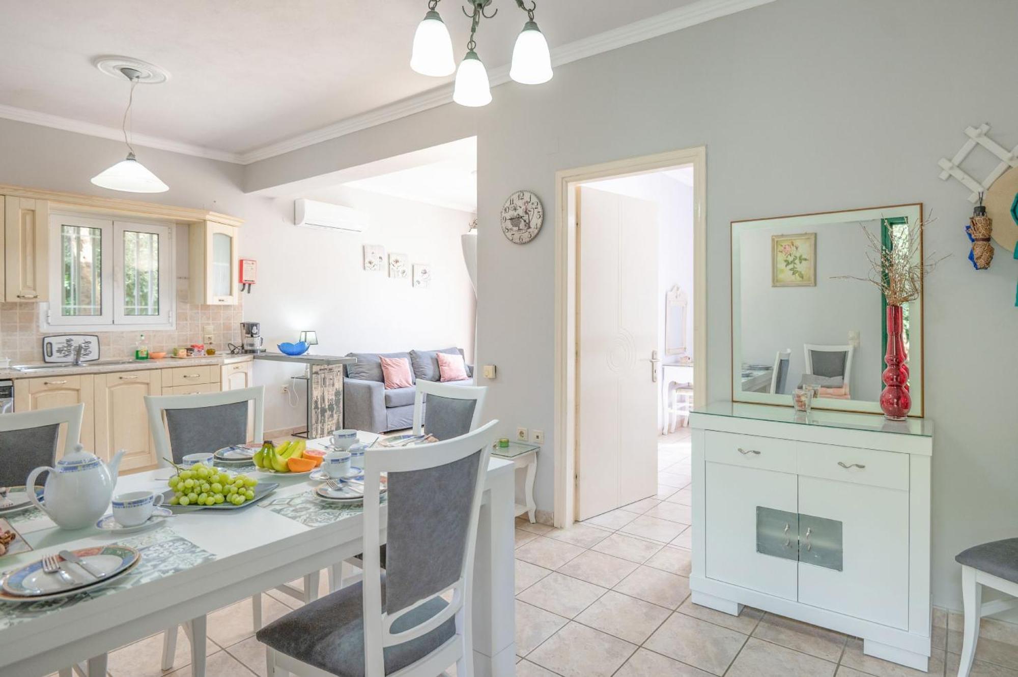 Zaira Villa Chalikounas